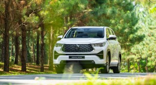 Toyota điều chỉnh giá Innova Cross HEV: Rẻ hơn 45 triệu đồng nhưng không cắt option